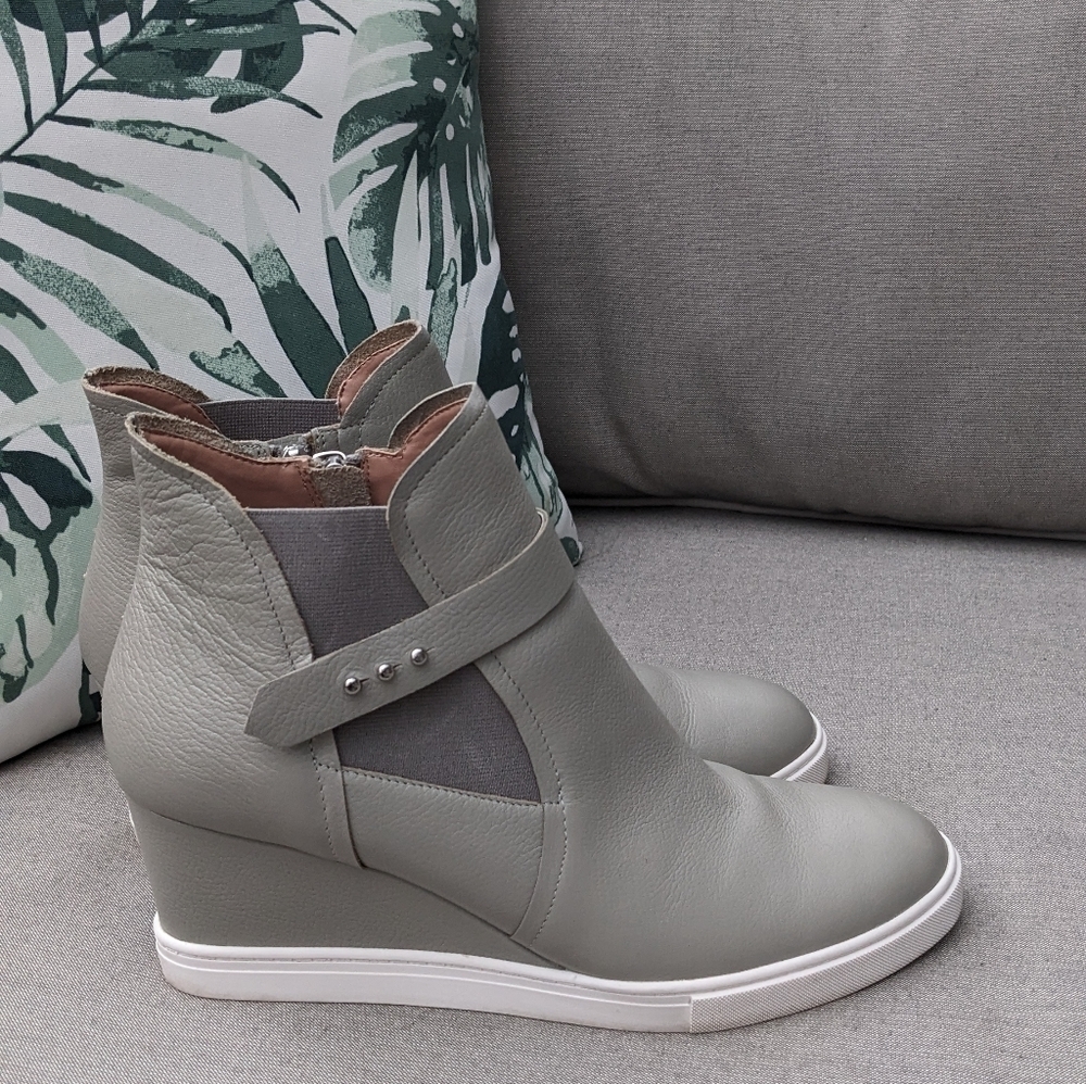Linea Paolo Freshton High‎ Top Wedge Sneaker Size 11 - Picture 6 of 6